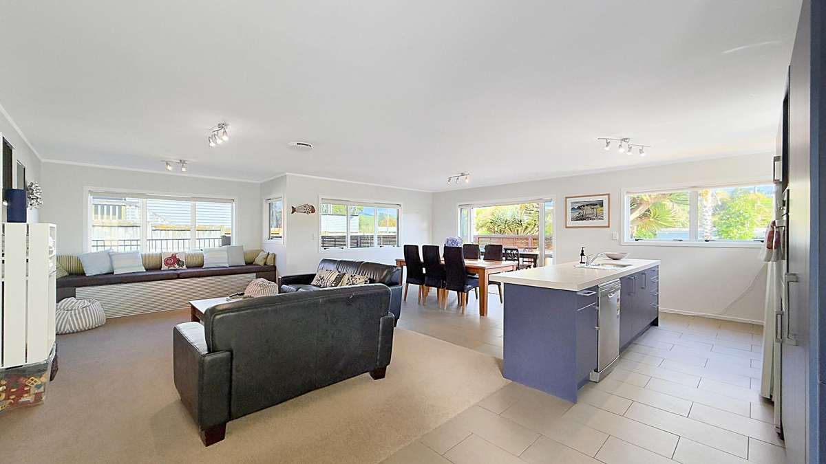 25 Whiritoa Beach Road_2