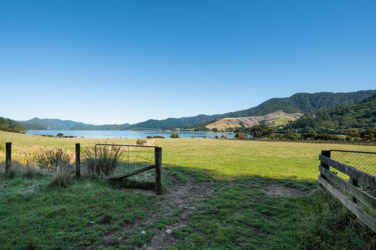 5552 Kenepuru Road Waitaria Bay_27