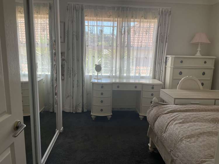 24a Queensway Three Kings_10