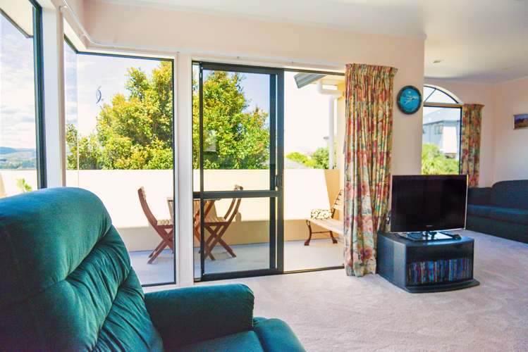 30 Saint Ives Drive Camborne_4