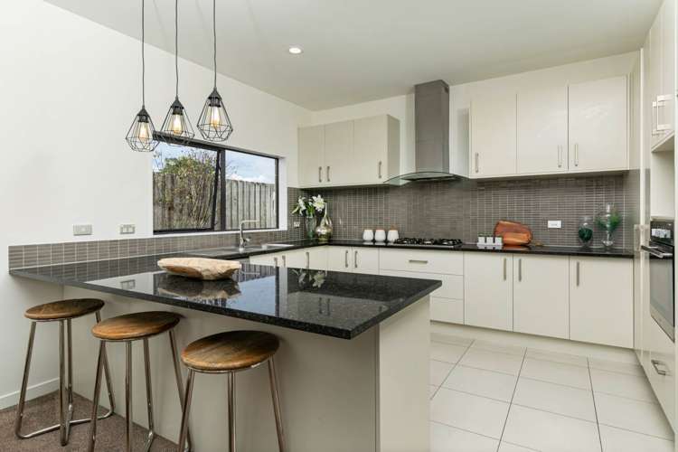 48 Huntington Park Drive Greenhithe_9