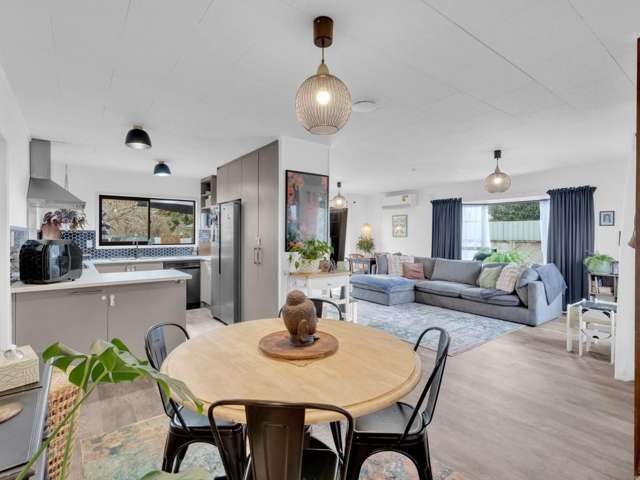 8 Shelley Jane Place Dinsdale_4