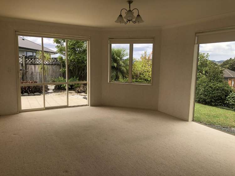 21 Pebble Beach Boulevard Kamo West_5