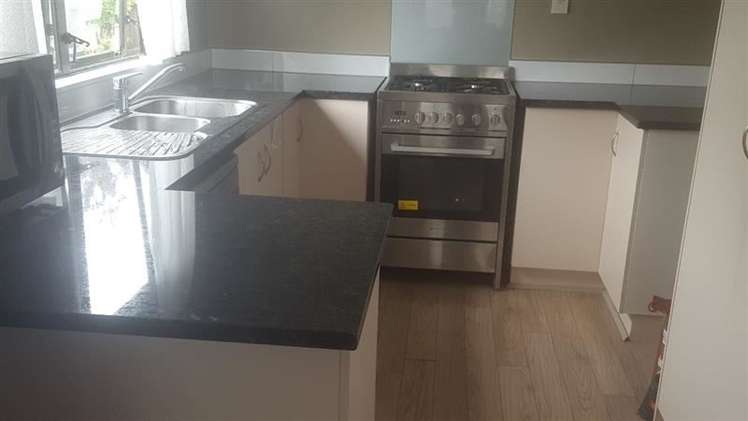 2/15 Septimus Place Henderson_8