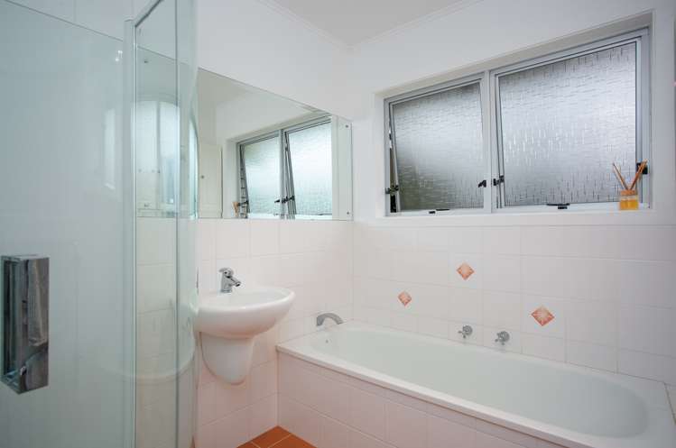 5 Woodstock Crescent Leamington_12