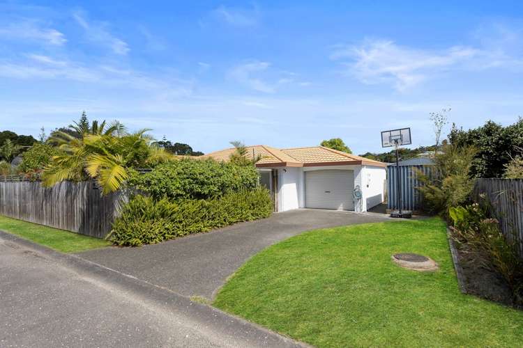 2/16 Knott Road Stanmore Bay_19