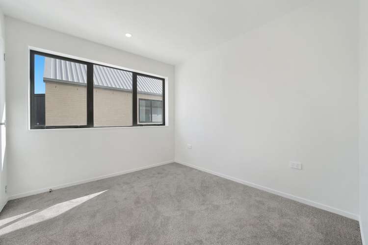 8 Stableford Crescent Opaheke_8
