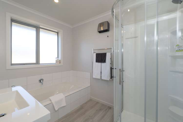 8 Avalon Grove Netherby_15