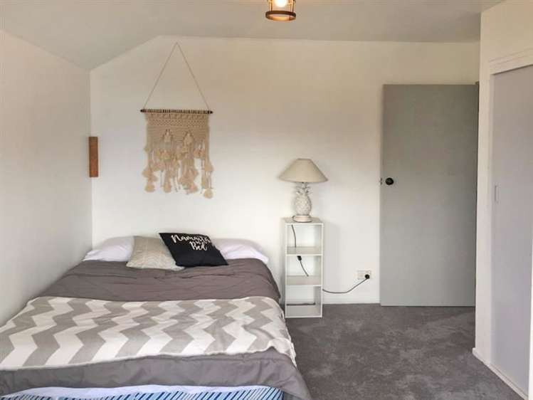 20 Lochy Road Fernhill/Sunshine Bay_11