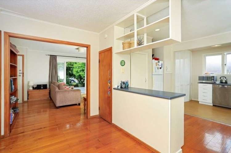 60 Neil Avenue Te Atatu Peninsula_9