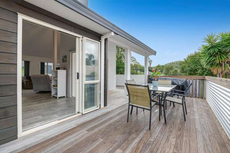 11 Kestrel Heights Arkles Bay_7