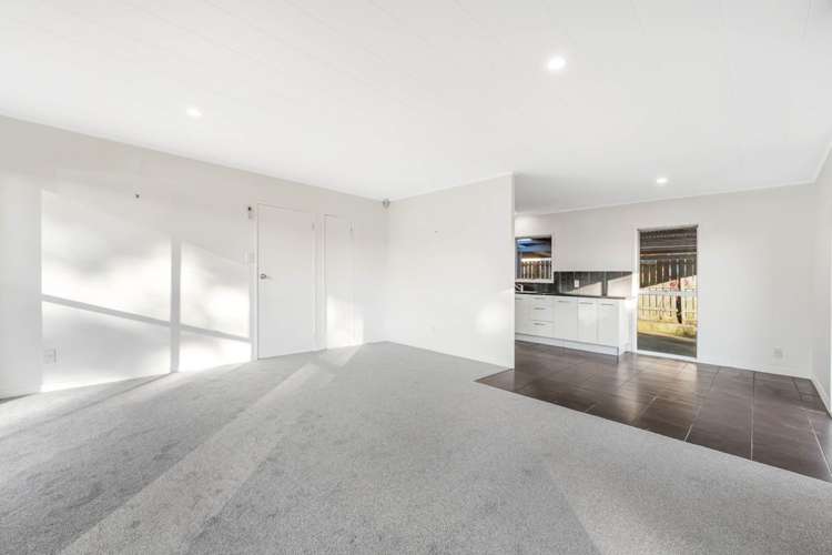 68 Chelburn Crescent Mangere East_5