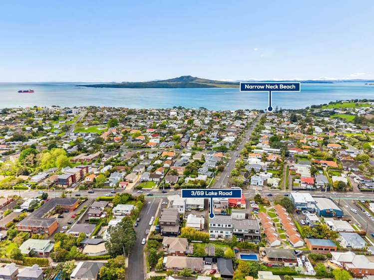 3/69 Lake Road Devonport_14