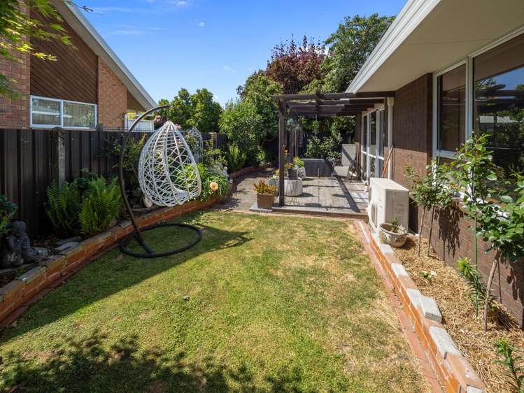 9 Falcon Drive Allenton_19