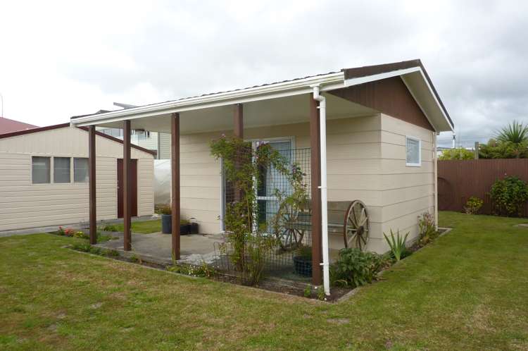 25 Marine Parade Carters Beach_16