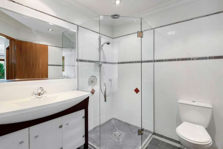 1 Myra G Place Stanmore Bay_17