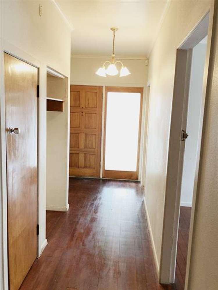 2137 Great North Road Avondale_11