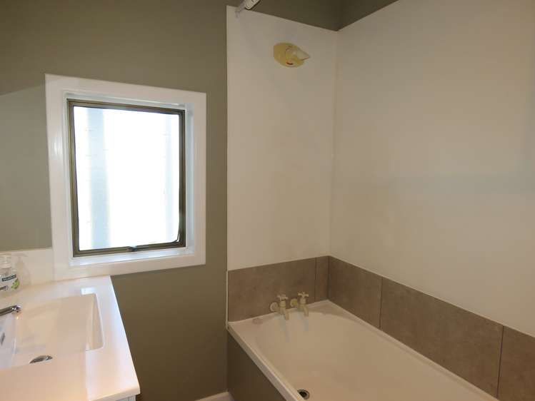 190 Ross Street Grasmere_10