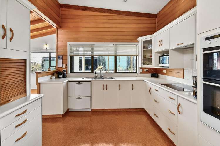 74 Woodhouse Road Patumahoe_6