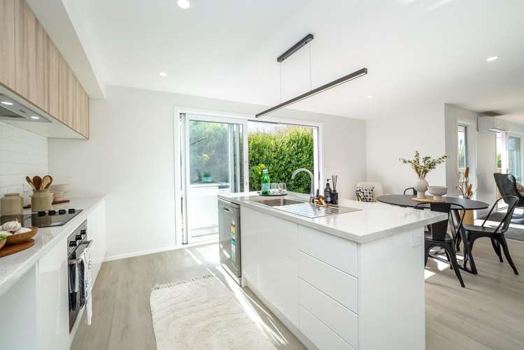 9 Macrocarpa Lane Carterton_4