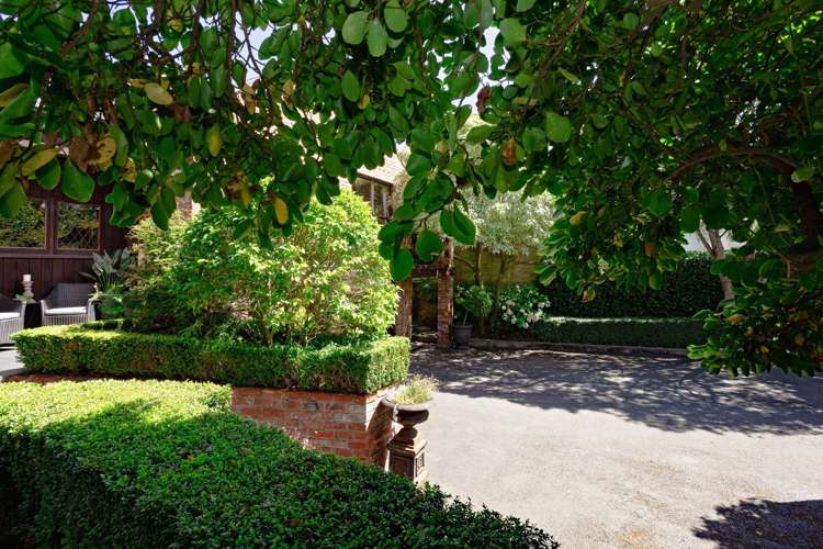 93 Gala Street Queens Park_7