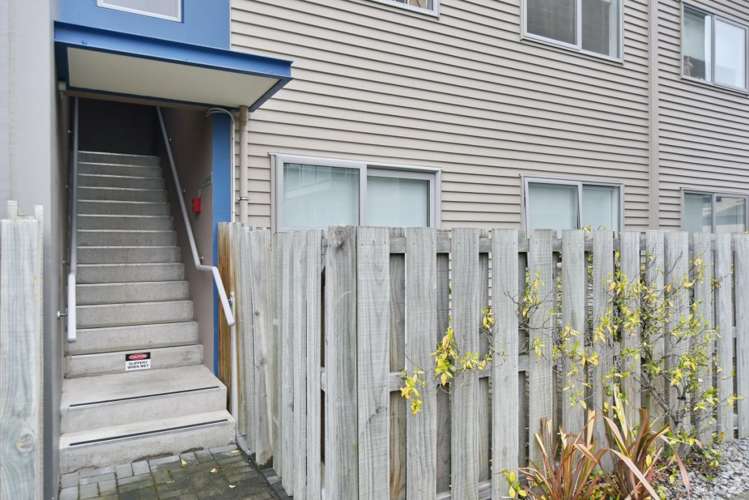 A9/101 Caledonian Road Saint Albans_12