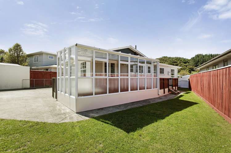 37 Momona Street Wainuiomata_2