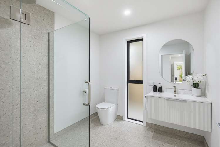 21A Weraroa Road_3