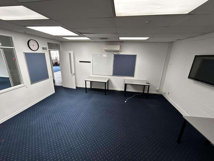 23 Dowling Street Dunedin Central_10