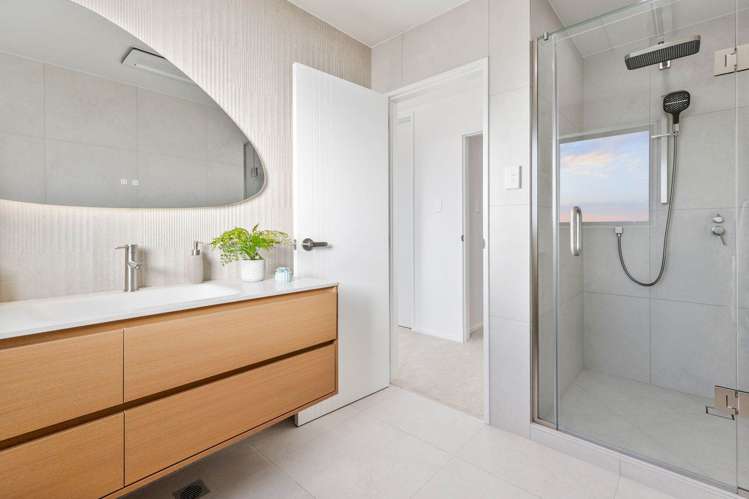 12 Mairehau Street Westgate_18