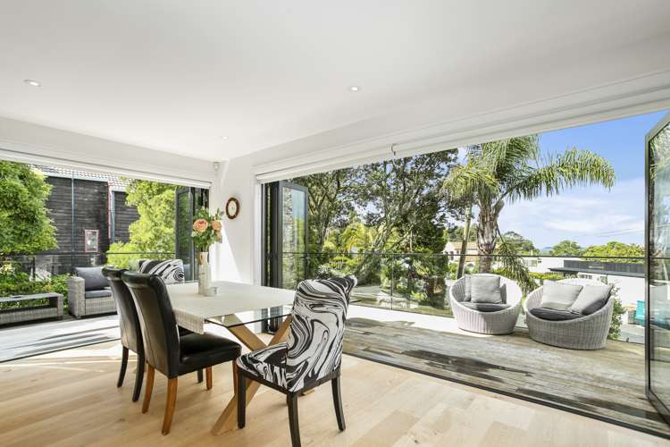 2/92 Churchill Road Murrays Bay_19