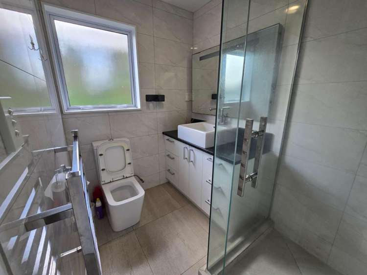 18 Dunstall Place 1712_12