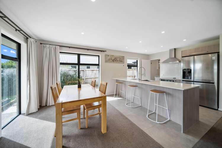 14 Lamborn Drive Papakura_11