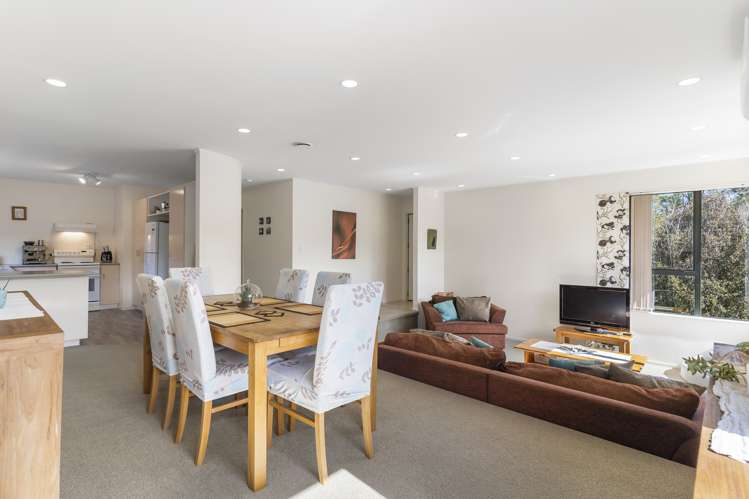 70 Taupo Street Green Bay_12