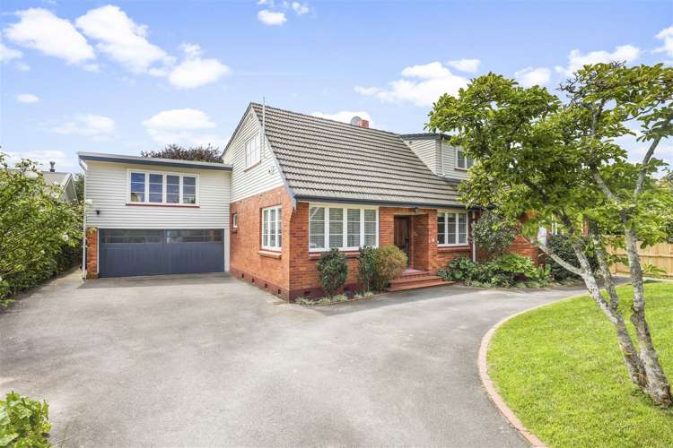 15 Tamihana Avenue_0