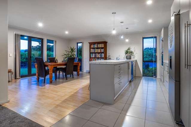 1 Simpson Crescent Raumati Beach_4