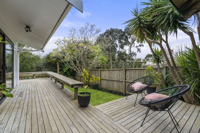 2/14 Mozeley Avenue Devonport_1