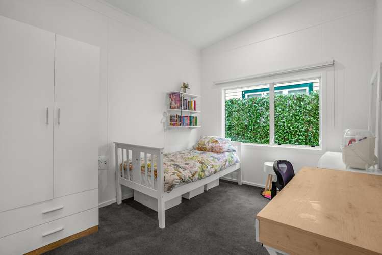 21 Tuatoru Street Eastbourne_14