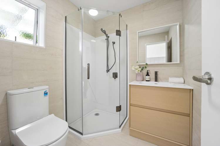 11 Tania Place Blockhouse Bay_15
