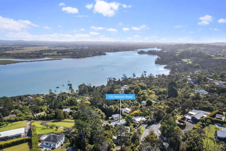 132 Attwood Road Paremoremo_17