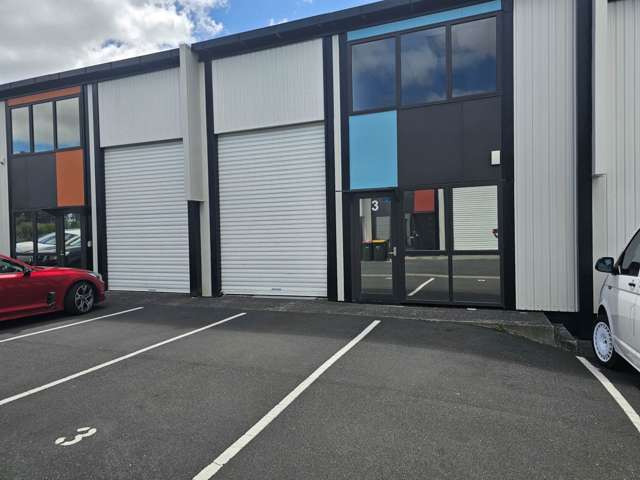 $32,000 - SOUGHT-AFTER 120M² UNIT