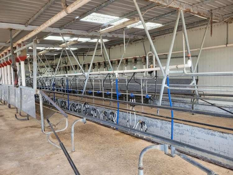 137 and 179 Kirks Drain Road Momona_10