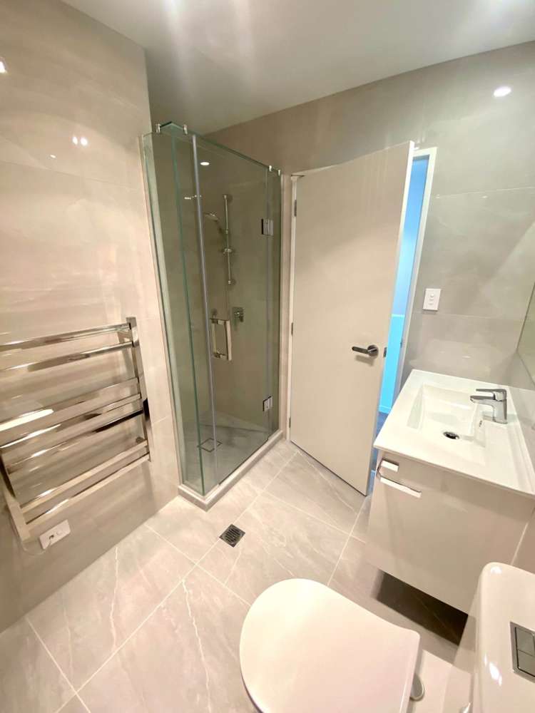 1D Dundale Avenue Blockhouse Bay_13