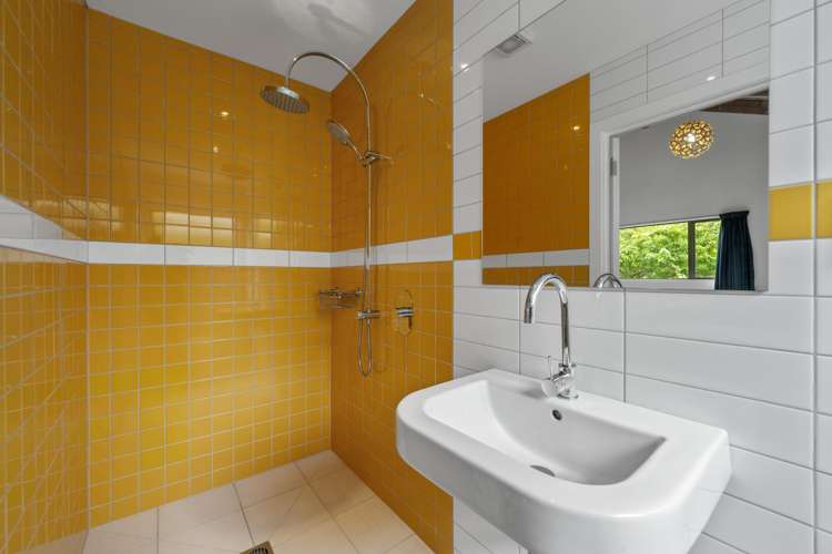 28 Lady Cobham Grove Anakiwa and Surrounds_23