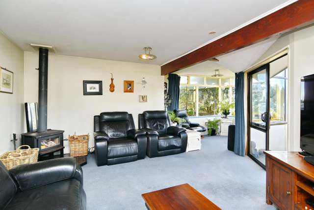 47 Batten Grove The Pines Beach_2