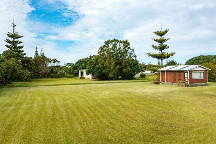 829 Cove Road Waipu_14