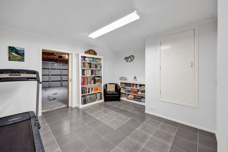 21 Longview Drive Merrilands_27