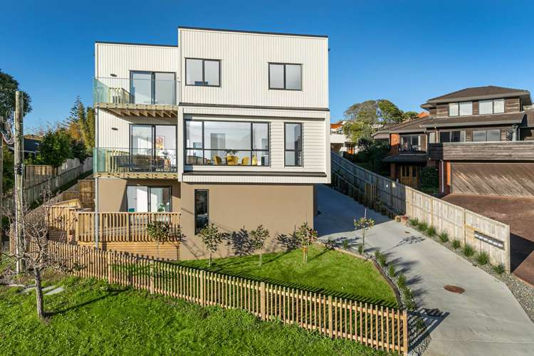 1/20 Penzance Road_3