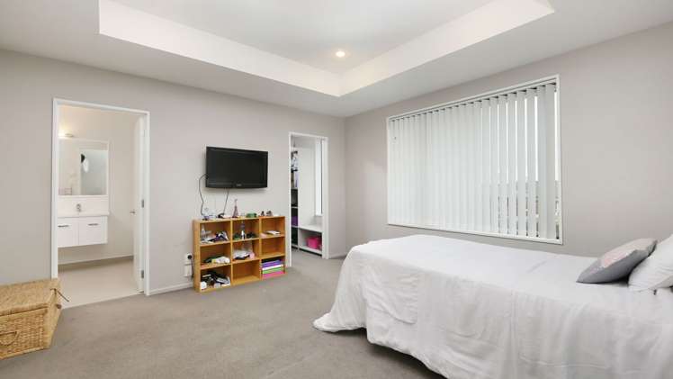 16 Kingsbridge Drive Burwood_7