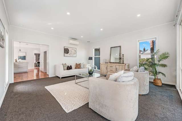 19 Tasman Avenue Mount Albert_4